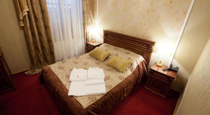 Deluxe Hotel Kupava Lviv Værelse billede