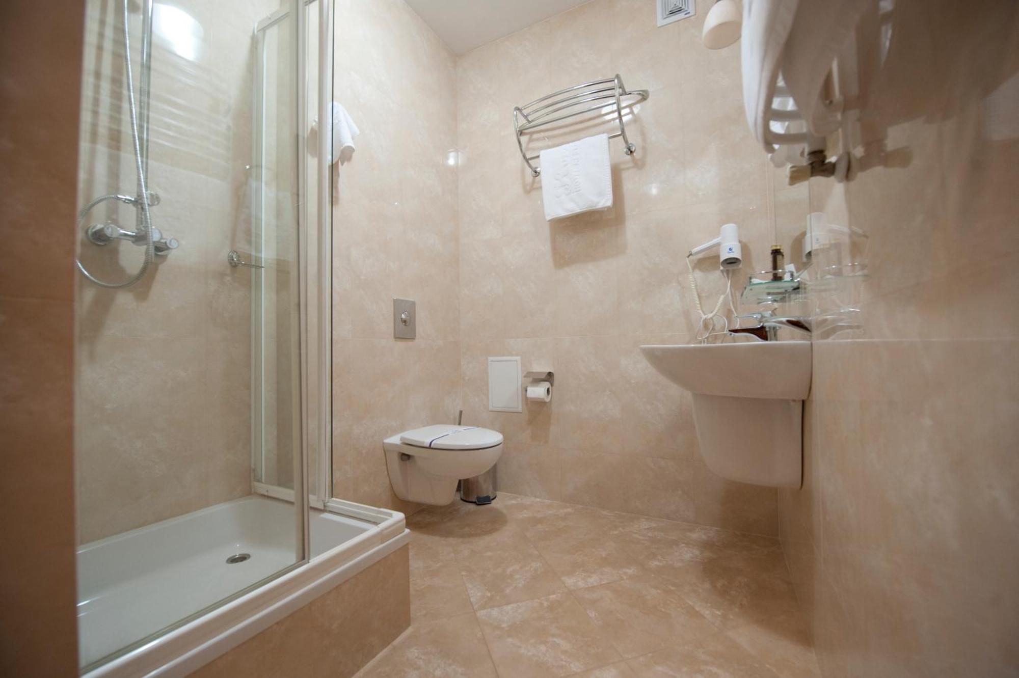 Deluxe Hotel Kupava Lviv Eksteriør billede
