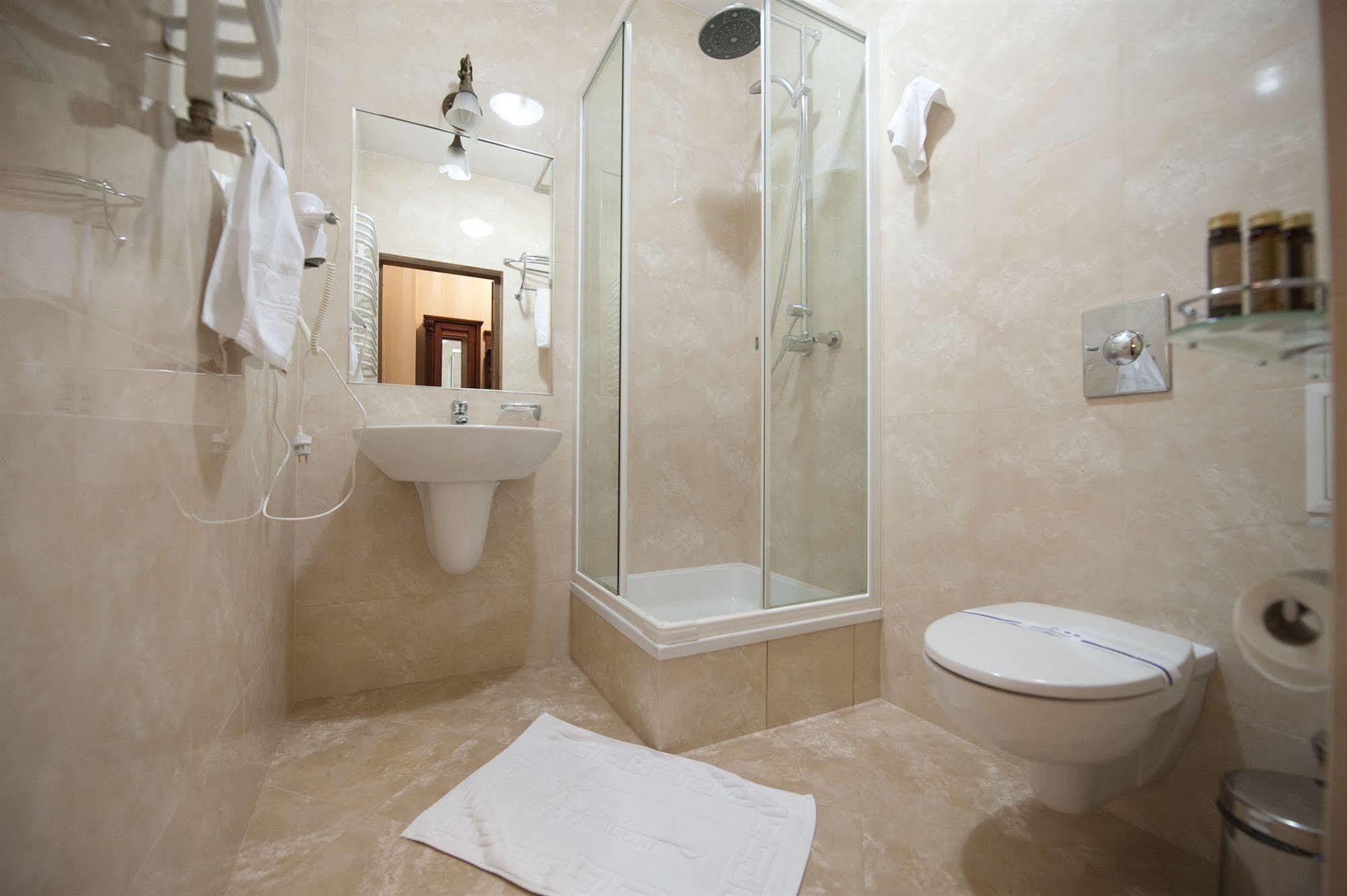 Deluxe Hotel Kupava Lviv Eksteriør billede